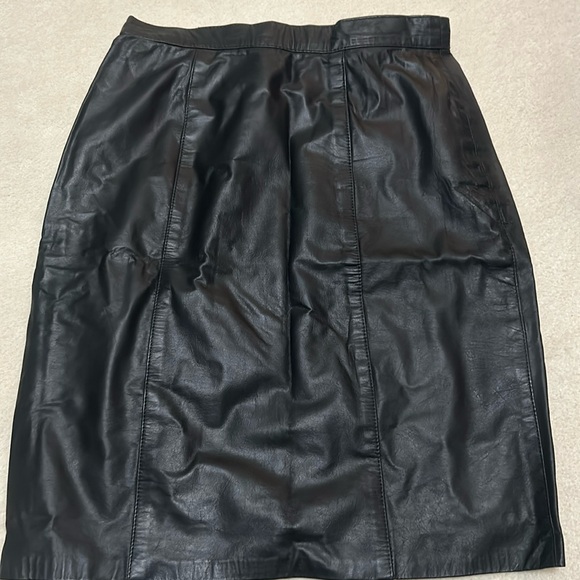 Genuine Leather Pencel  Skirt size S waist is 28”. Length is 21” - Picture 1 of 4